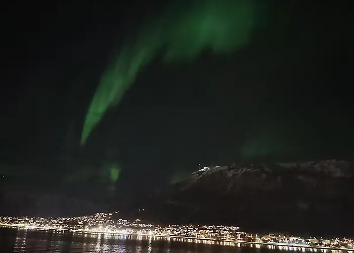 With Panoramic View Daire Tromsø